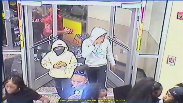 Philadelphia police release footage of ransacked Wawa store