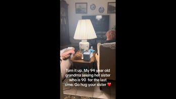 94-year-old woman travels across country to say goodbye to 90-year-old sister