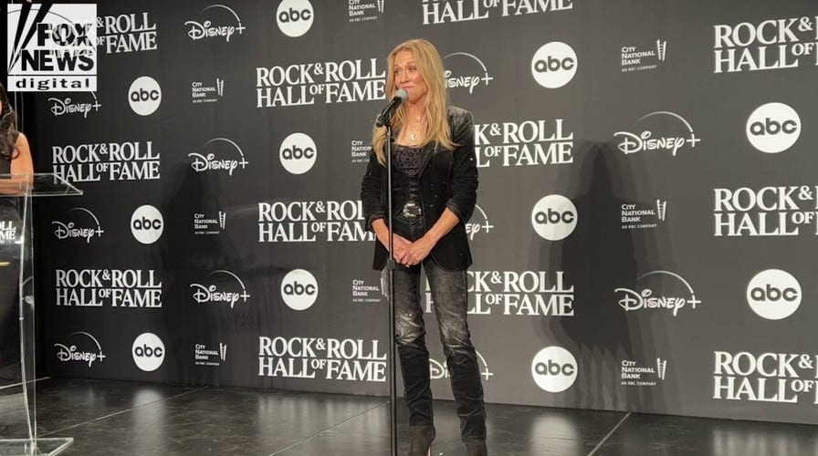 Sheryl Crow explains how AI ‘terrified’ her into making a new album