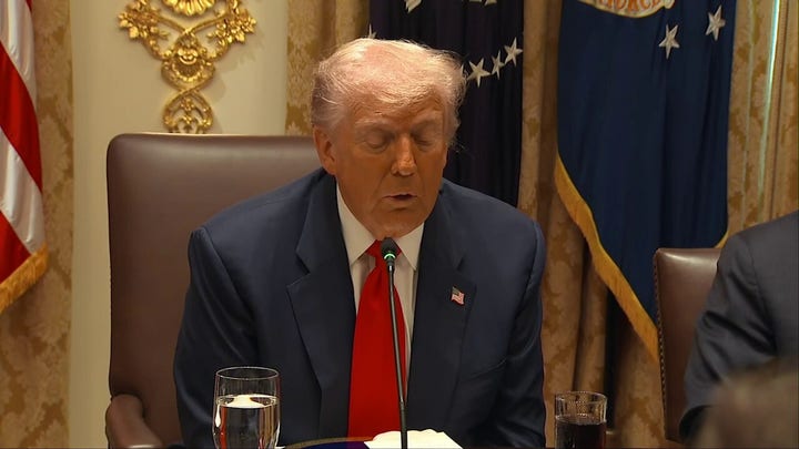 Trump amenaza con retirar los partidos del Mundial de Boston tras los violentos disturbios callejeros.