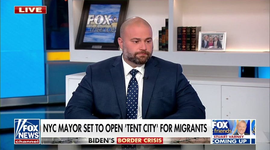 'Unfair' of Democrats to ‘blame border states’ for immigration crisis: Joe Borelli