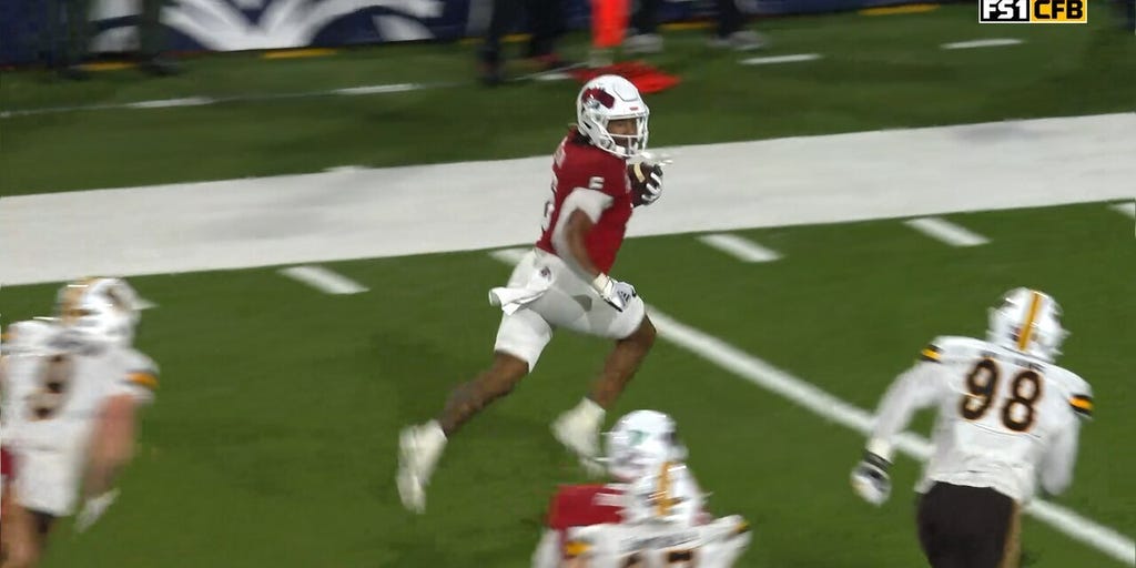 Fresno State's Bryson Donelson rushes 12-yard TD, taking early lead over Wyoming