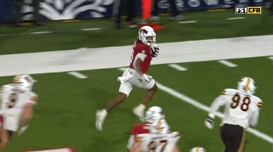 Fresno State's Bryson Donelson rushes 12-yard TD, taking aboriginal  pb  implicit    Wyoming