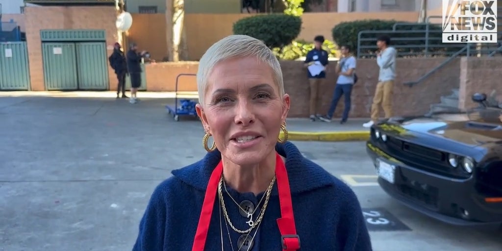 Nicole Eggert shares what she is grateful for this season