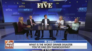 'The Five': What's your worst Thanksgiving dinner disaster?