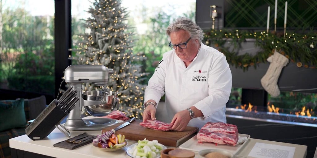 Holiday prime rib made easy as chef shows seasoning, timing and roasting method