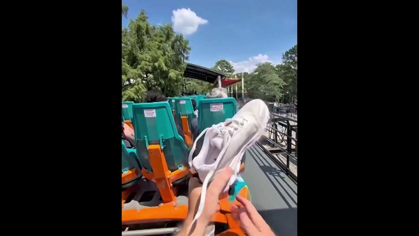 Man catches sneaker flying toward him aboard 70 mph Six Flags roller coaster