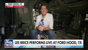 Will Cain grills breakfast, presides over the oath of enlistment ceremony at Fort Hood