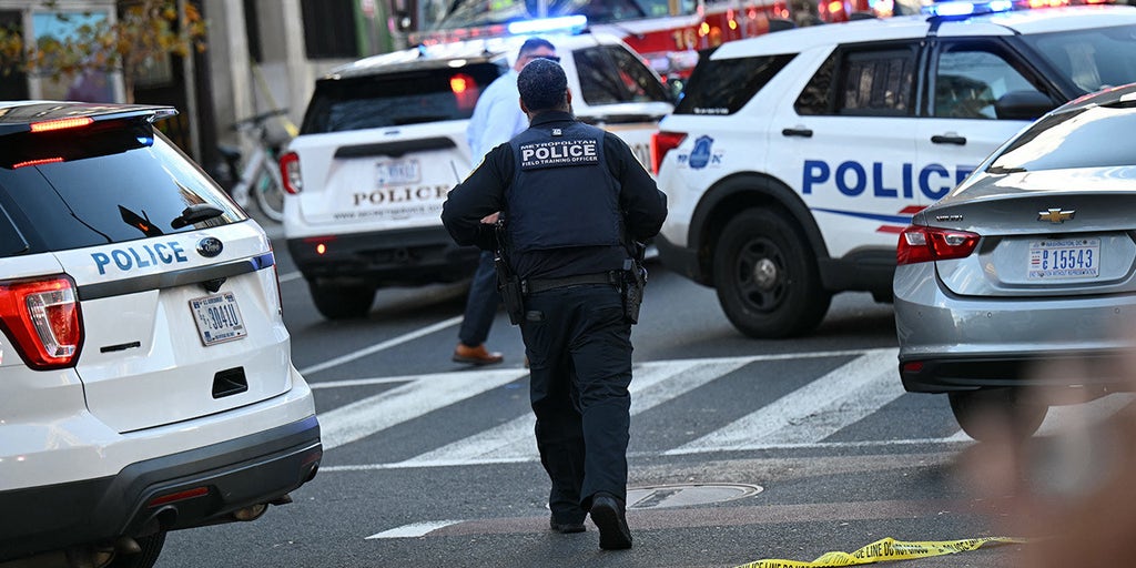 WATCH LIVE: Authorities hold press conference after 2 National Guard troops shot near White House