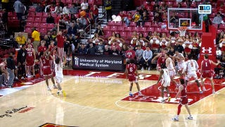 Lamar Wilkerson anota un triple en la segunda oportunidad, ampliando la ventaja Indiana sobre Maryland