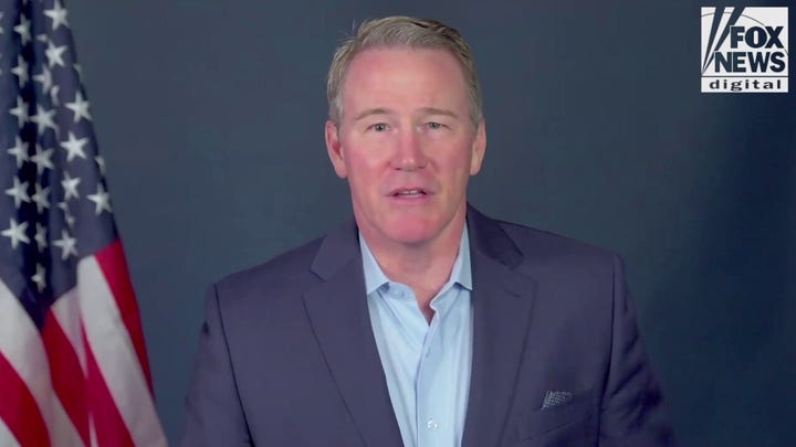 El senador Jon presume del apoyo de 75 Ohio , entre los que se cuentan demócratas e independientes
