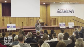 WA swimmer says girls shouldn't have to sacrifice 'safety for someone else’s comfort’