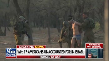 Soldiers arresting Palestinian militant caught on camera