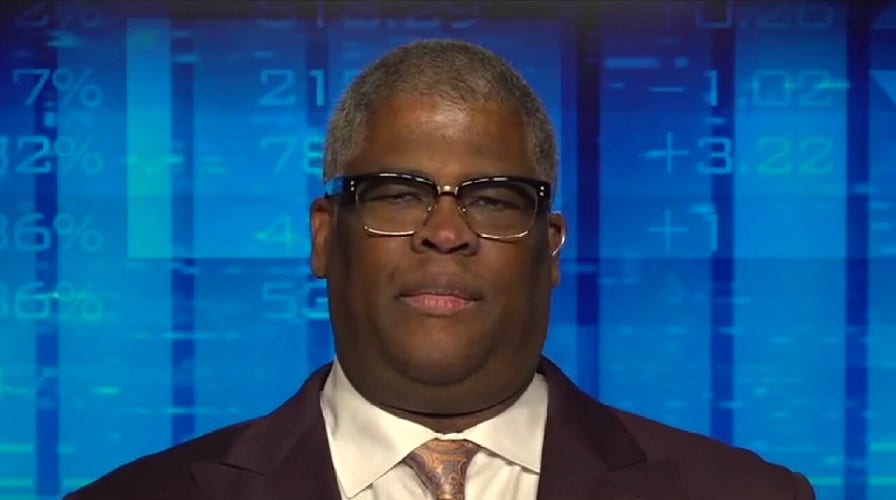 Charles Payne: 'Shame on' Robinhood for blocking high-flying stock buys