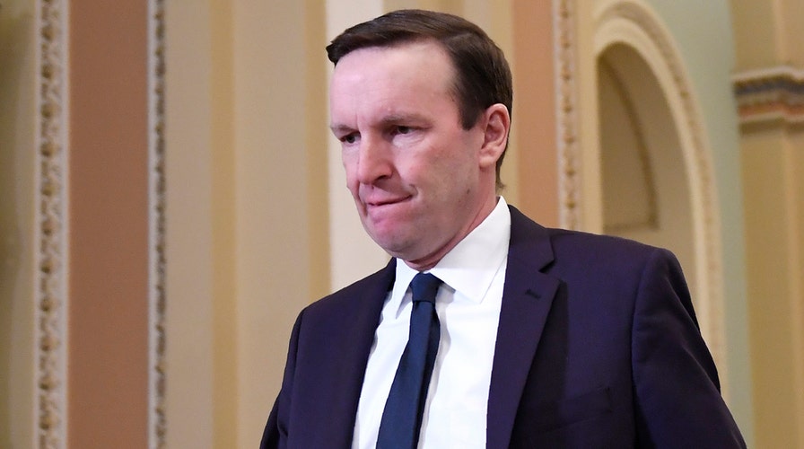 Sen. Chris Murphy admits to meeting with Iranian foreign minister	