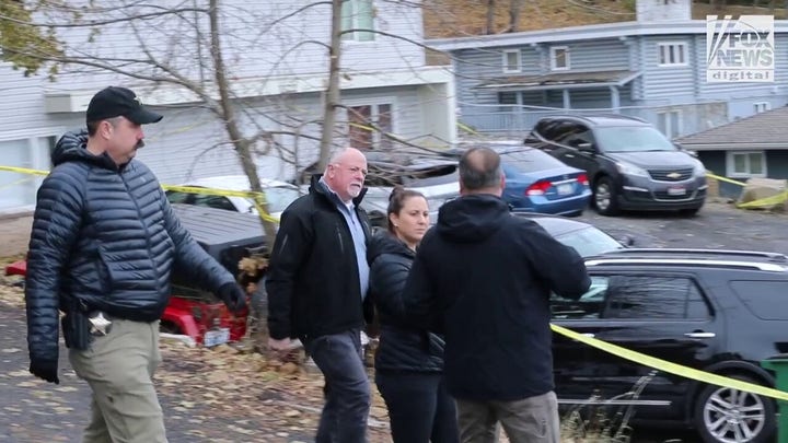 Idaho investigators enter Moscow murders crime scene