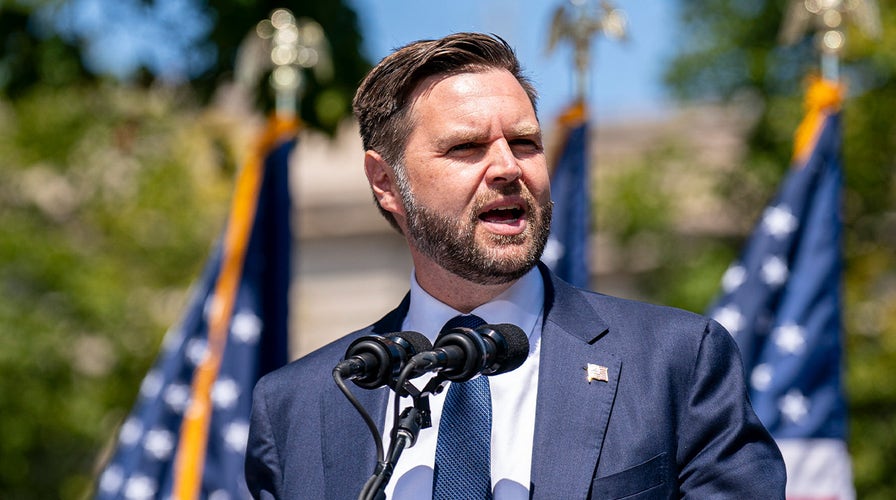 WATCH LIVE: Vance delivers remarks in battleground state with 18 days until the election