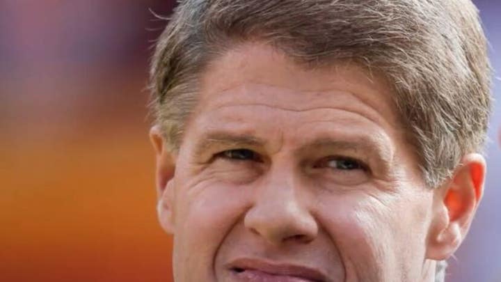 5 things to know about Kansas City Chiefs co-owner Clark Hunt