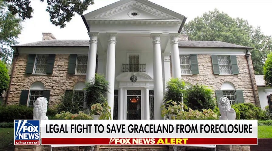 Judge pauses foreclosure sale of Graceland