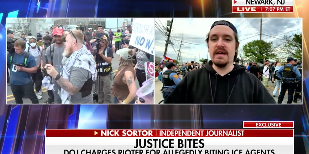 New Jersey anti-ICE protest is a communist mosh pit, independent journalist says