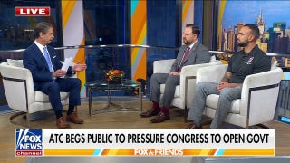 Air traffic controllers plead for government to reopen amid federal firings