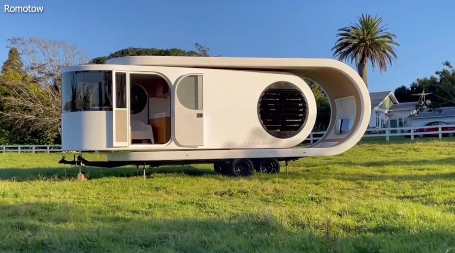 This RV has a rotating cabin 