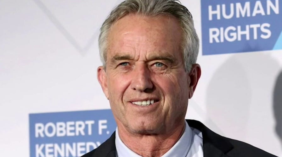 Possible RFK, Jr. endorsement for Trump could 'tip a point' in his favor, says Democratic pollster