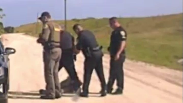 Watch as Florida man flees police on the interstate, is later apprehended