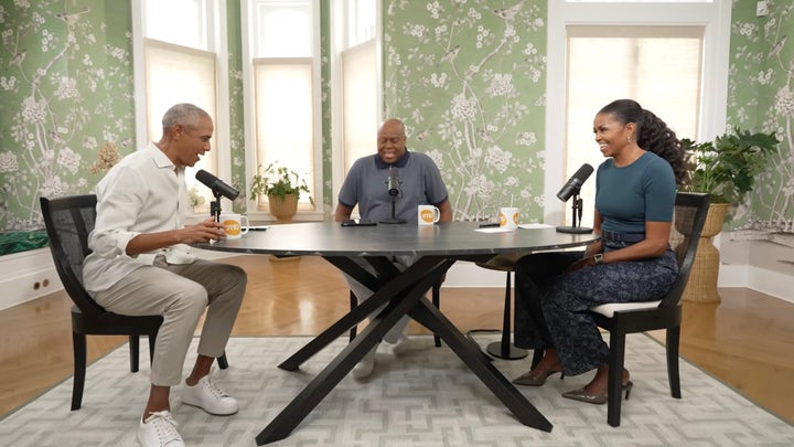 Barack, Michelle Obama mock divorce rumors 