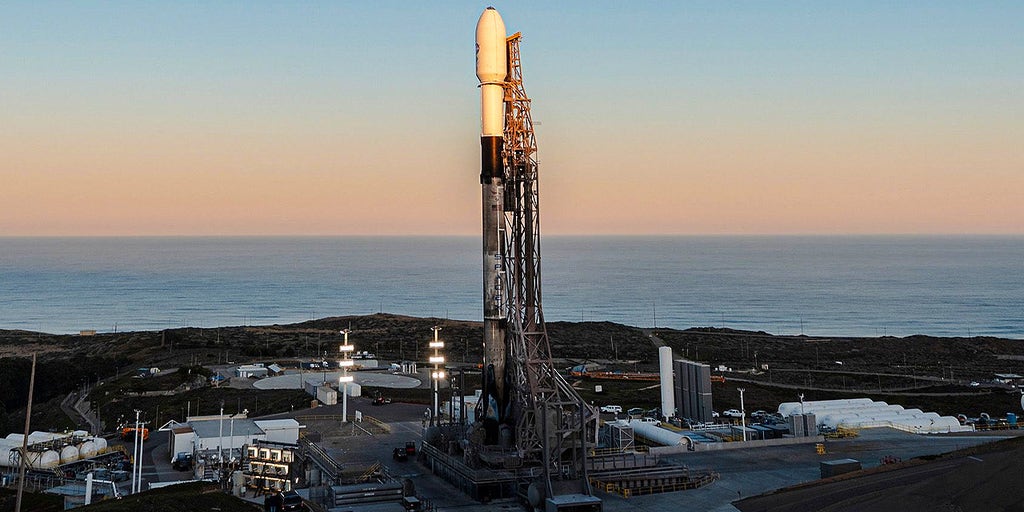 WATCH LIVE: SpaceX launches 27 Starlink satellites on Falcon 9 rocket