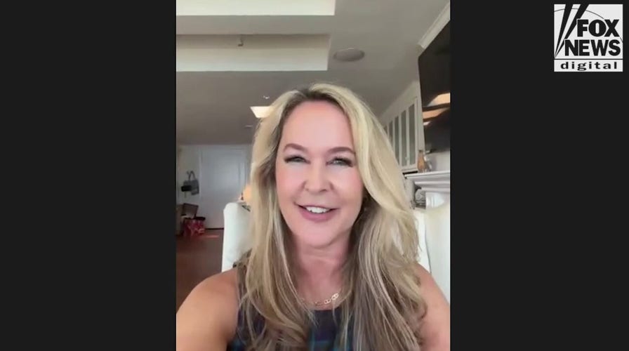 'Bewitched' alum Erin Murphy explains reasoning down her viral makeup-free selfie