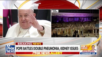 Pope Francis continues to battle bilateral pneumonia, kidney issues