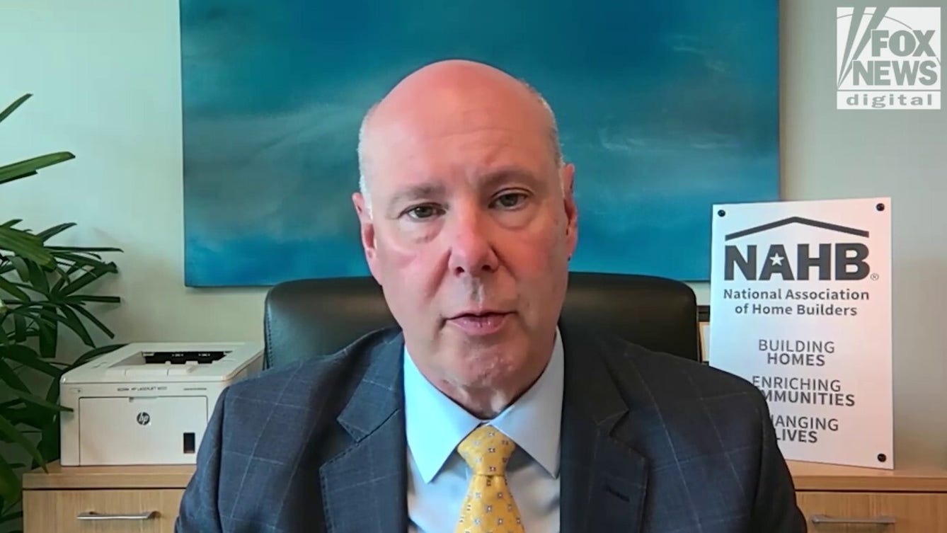 Construction leader warns America is 250K workers short as housing costs soar