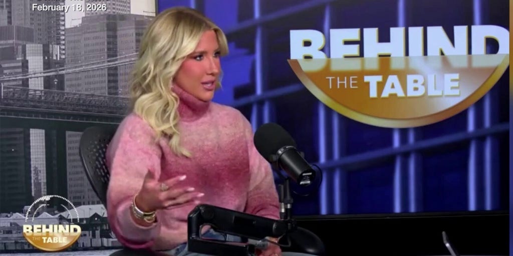 Savannah Chrisley discusses off-camera exchange with Sunny Hostin about her parents