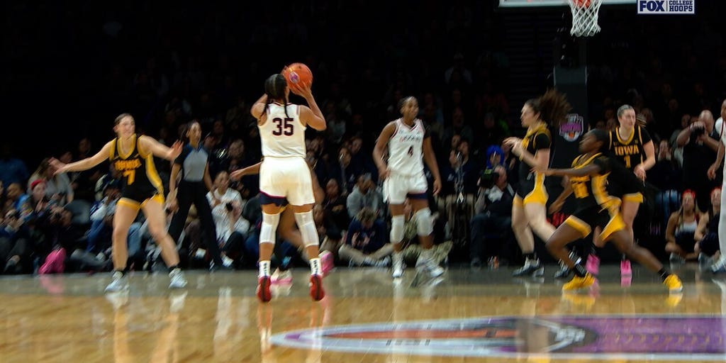 UConn's Azzi Fudd splashes 3-pointer, extending lead over Iowa