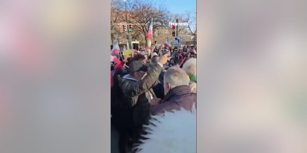 Celebrations outside White House after US-led strikes on Iran