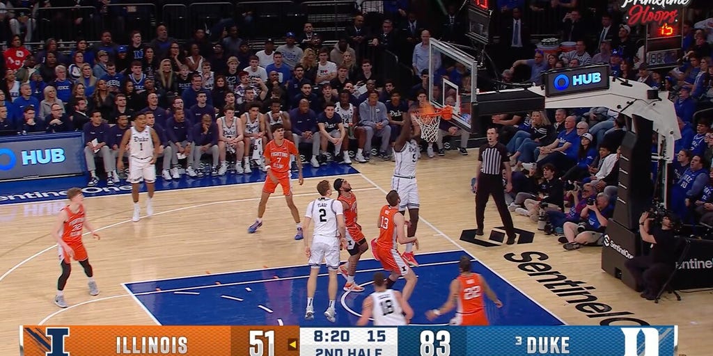 Cooper Flagg links up with Khaman Maluach for ALLEY-OOP DUNK as Duke leads Illinois