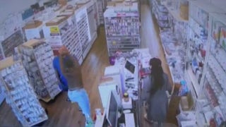 Alleged shoplifter returns for phone, attacks store owner - Fox News