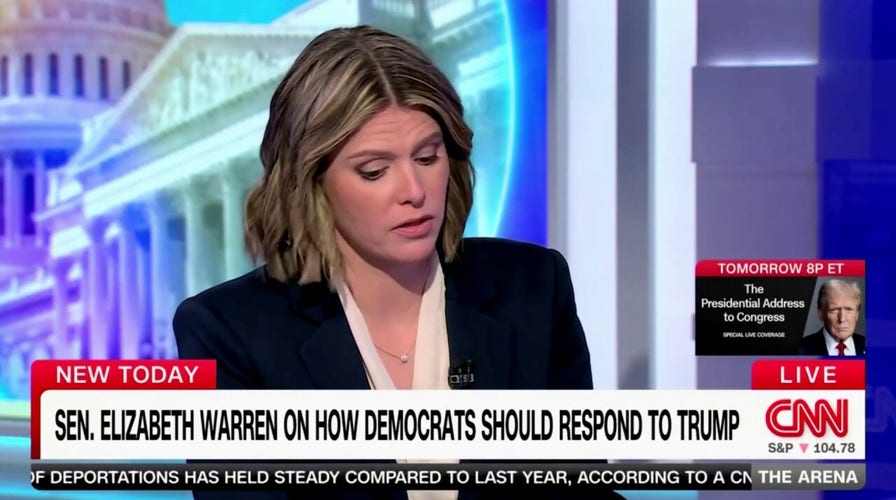 CNN host asks Elizabeth Warren why people believed Trump over Dems