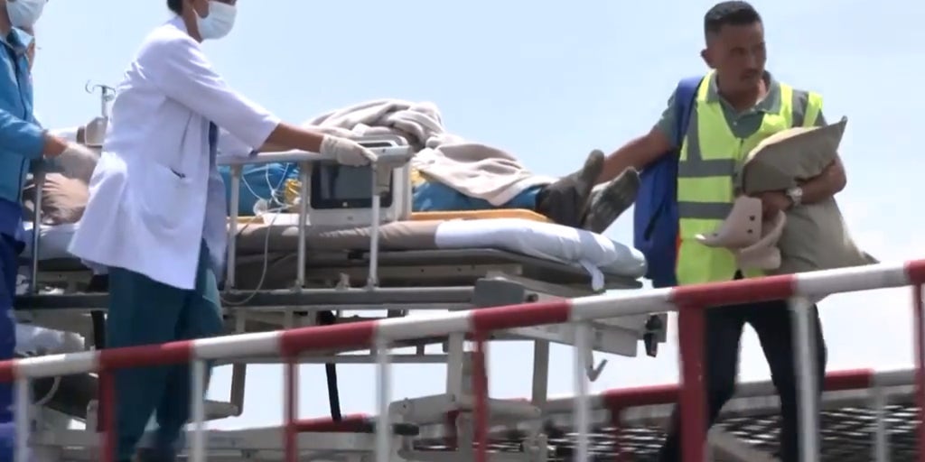 Sherpa rescued after going missing for a week on Mount Everest