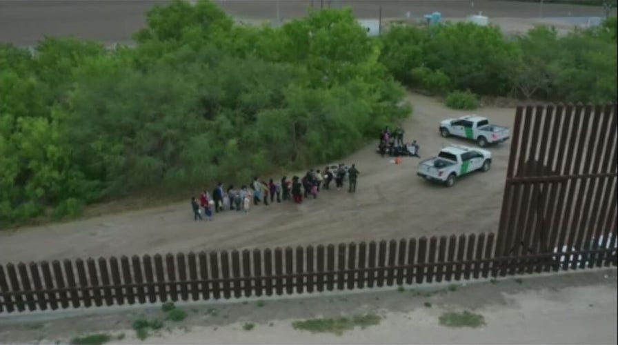 Stephen Miller slams media for lack of coverage on immigration