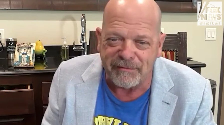 Rick Harrison explains however  helium  connected with lad   Corey connected  wedding time  aft  clang  kept him from attending