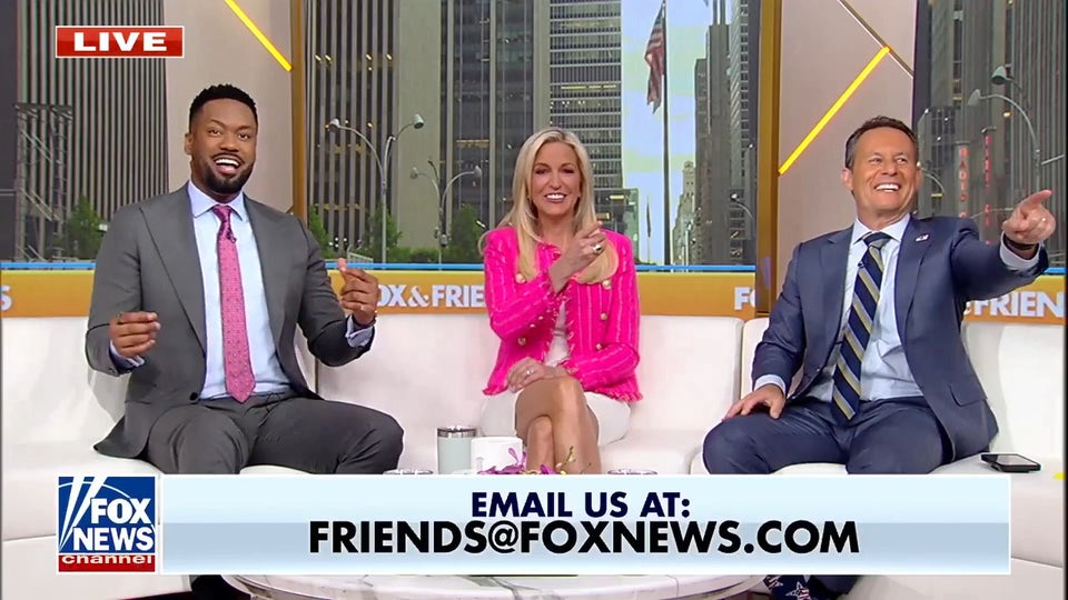 'Fox & Friends' hosts debate wild wagers for Spurs vs. Knicks series