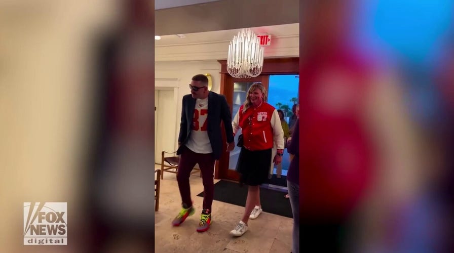 Taylor Swift-Travis Kelce Halloween Costumes Are This Year's Biggest Seller  - Men's Journal