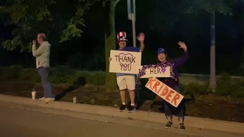 Purple Heart recipients take Honor Flight on National Purple Heart Day