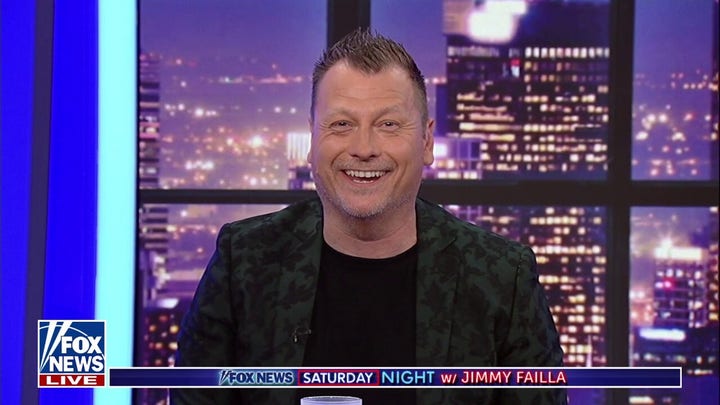 The 'Fox News Saturday Night' Panel Discusses The Power Of Celebrity Endorsements 
