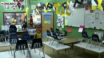 Chicago Public Schools, teachers union reach tentative reopening deal