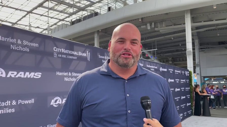 Former NFL lineman Andrew Whitworth's advice to rookies, playing against Aaron Donald