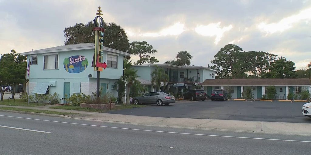 Man shoots, kills Florida motel worker, tries to shoot another but gun