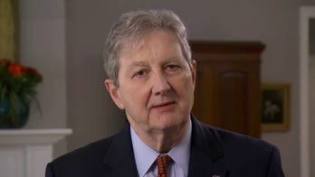 2 million illegal immigrants will enter the US in 2021 'thanks to the Biden admin': Sen. Kennedy